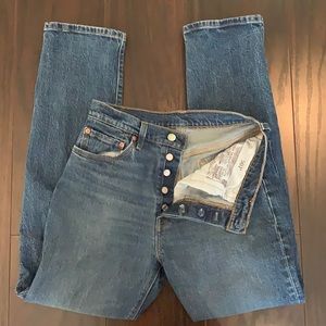 Women Levi 501 original jeans